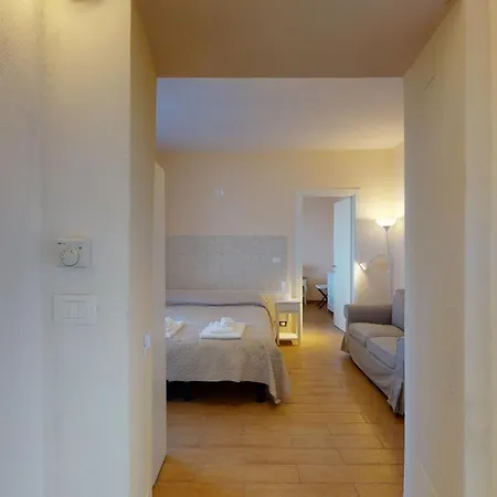 La Canonica - Svegliarsi A Verezzi Couette-café