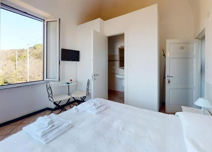 La Canonica - Svegliarsi A Verezzi Отель типа 