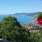 La Canonica - Svegliarsi A Verezzi Борджо-Верецци